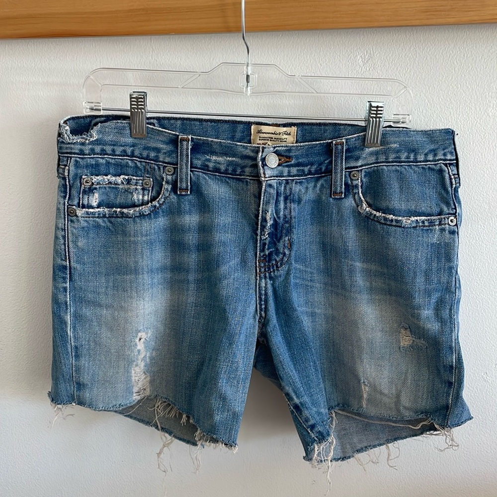 Vintage Abercrombie & Fitch Distressed Jean Shorts | 5 pocket | Zip fly Size 12